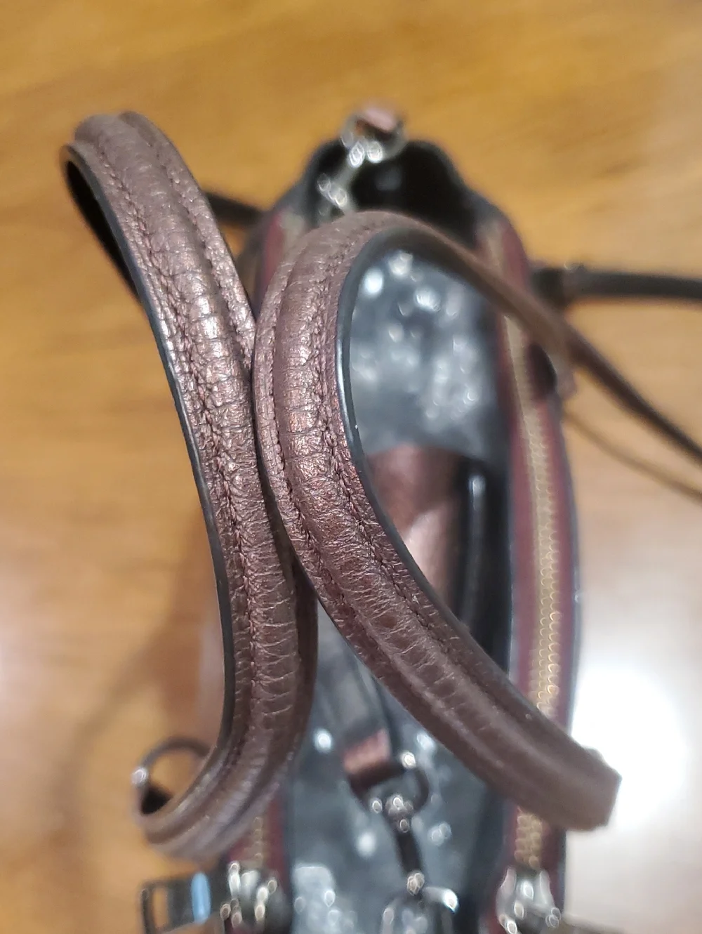 Coach metallic Black Cherry 